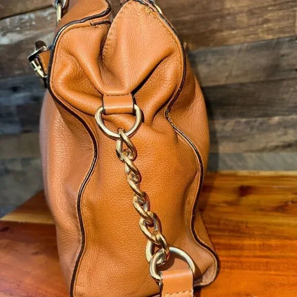 Michael Kors Hamilton E-W Brown Leather Tote Bag - Picture 6 of 13